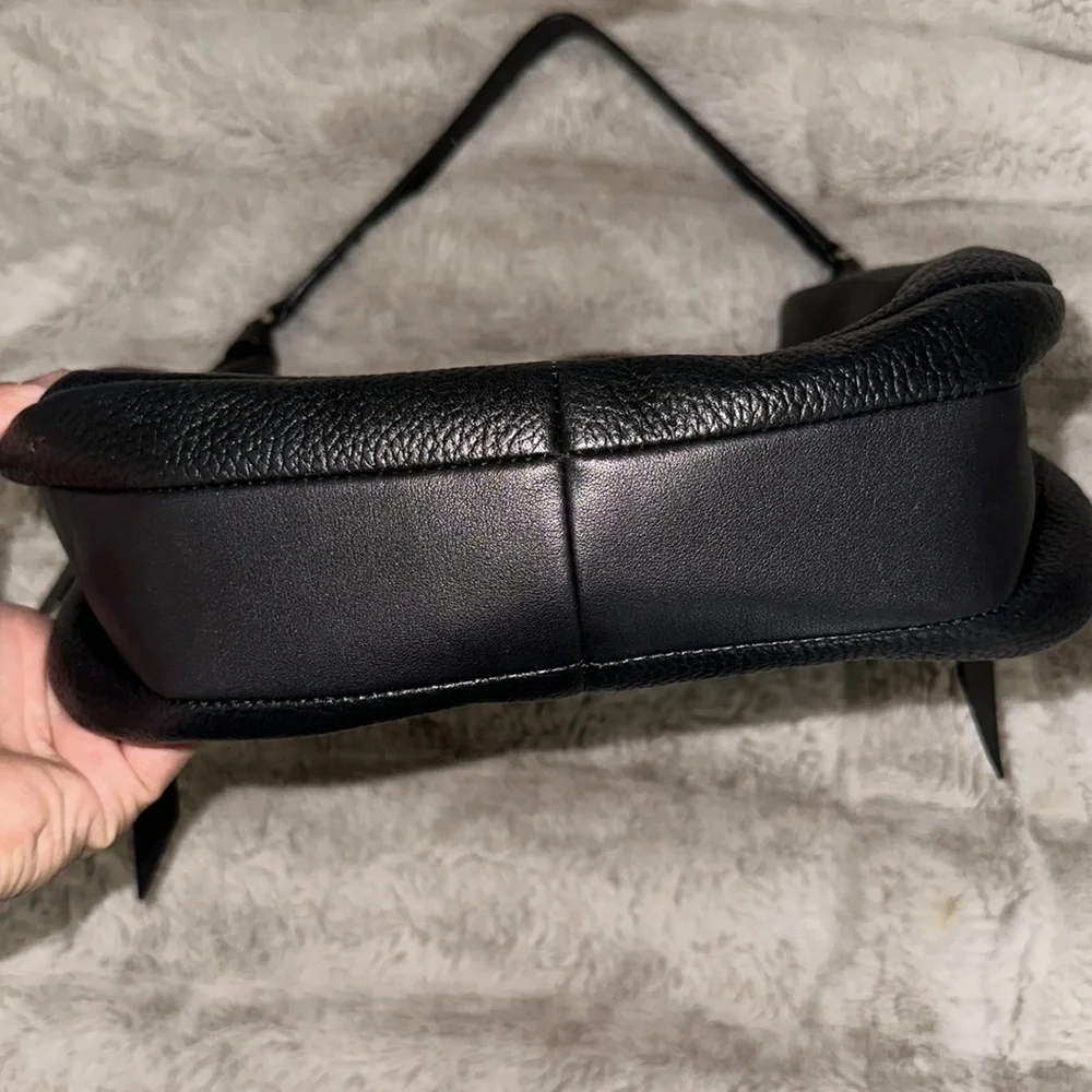 Kate Spade black purse used in good condition